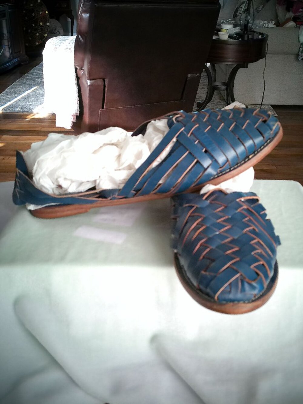 SONG OF INDIA Pre-Owned Huarache Navy Blue Leather Flat Sandals Size 8